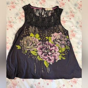 Rewind Lace Graphic Tank Top in Gray and‎ Blue